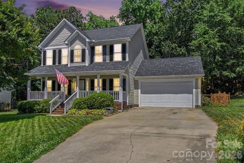 2762 Island Point Drive sold home in Riverwalk, Concord, NC