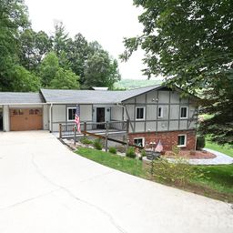 3021 Cedar Crest Drive