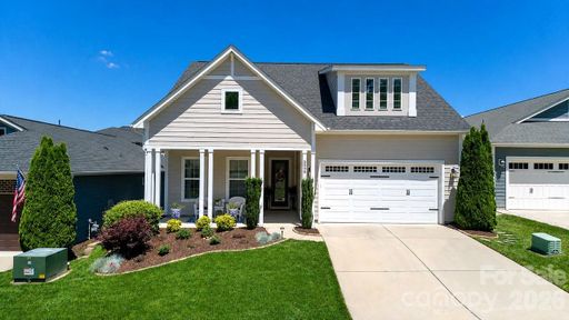 5099 Looking Glass Trail active home in Trilogy Lake Norman, Denver, NC