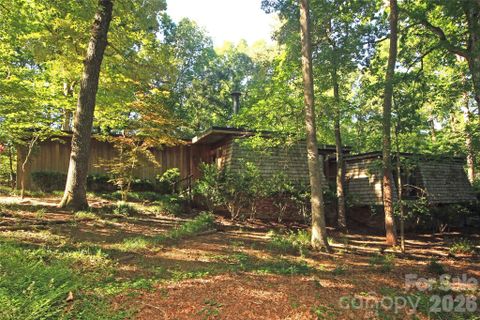 2638 Rolling Hills Drive pending home in Country Club Estates, Monroe, NC