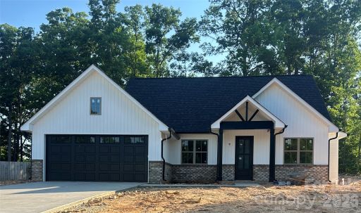 851 Sorrel Lane pending home in Kanterwoods, Oakboro, NC