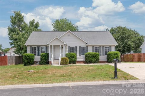 1805 Lawton Drive active home in Taylor Oaks, Rock Hill, SC