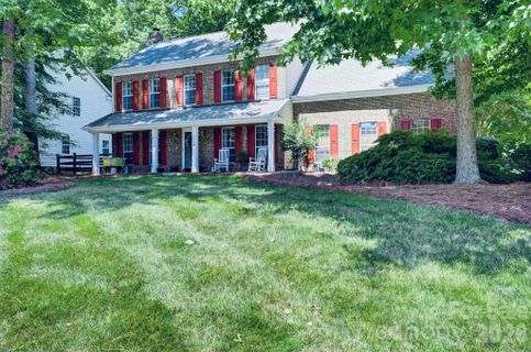 2908 Pinewood Hill Drive