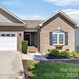 1590 Mayfair Drive