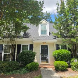 7513 Red Oak Lane