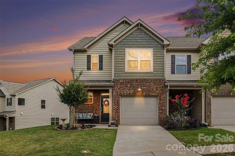 105 Tigris Trail active home in Waterside At The Catawba, Fort Mill, SC