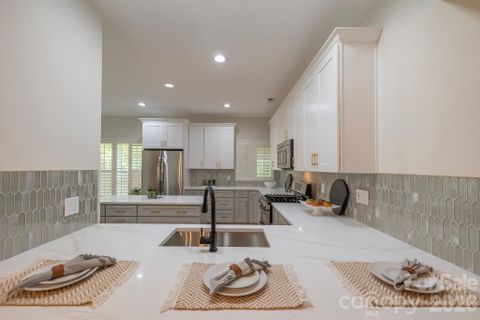 Homes in Bonnie Briar, Charlotte