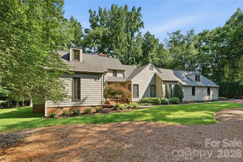 2402 Beaucatcher Lane active home in Providence Plantation, Charlotte, NC