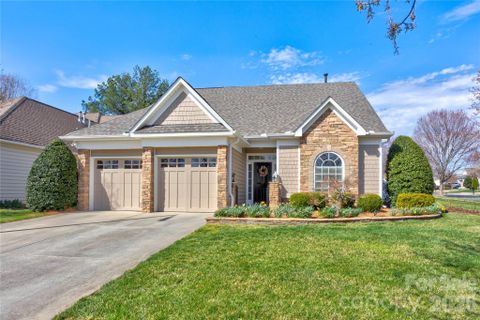 2663 Danbury Circle pending home in Laurel Park, Concord, NC