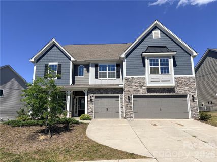 3346 Friendship Street active home in Avondale, Fort Mill, SC