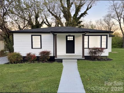 142 S Ervin Avenue