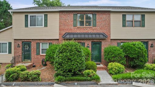 1519 South Point Road active home in Pointe Wylie, Belmont, NC