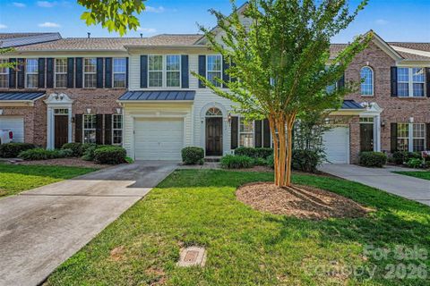 107 S Arcadian Way active home in Cypress Landing, Mooresville, NC