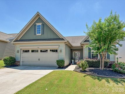 1726 Tailed Hawk Way pending home in Waterside At The Catawba, Fort Mill, SC