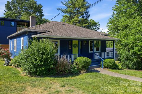 21 Clemmons Street