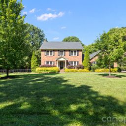 1307 Bennington Drive