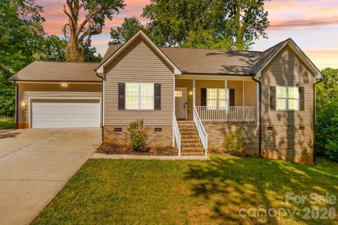 1011 Terrace Drive