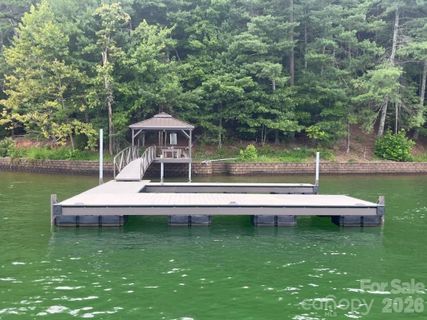 1635 Braxton Gate Drive pending home in Southpointe, Morganton, NC