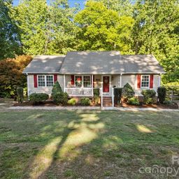 104 Balsam Circle