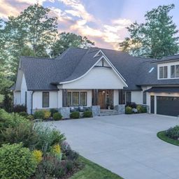 73 Angelina Lane