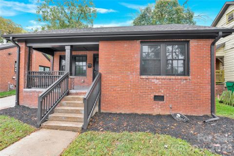 1551 Merriman Avenue active home in Wilmore, Charlotte, NC