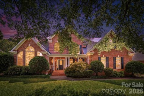 12414 Three Lakes Drive pending home in Providence Country Club, Charlotte, NC