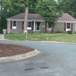 6230 Cross Creek Lane
