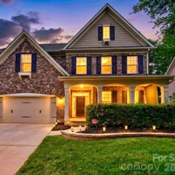 963 Rock Forest Way