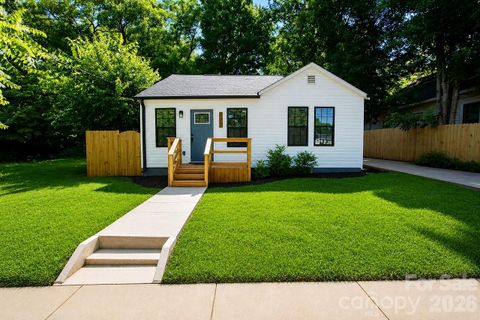 1215 Wilson W Lee Boulevard