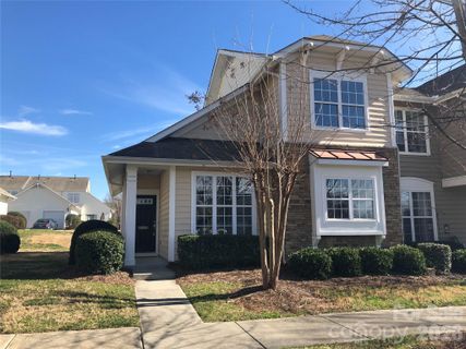 1448 Stonedown Lane pending home in Callonwood, Matthews, NC