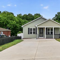 86 Ashlyn Drive