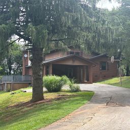 6 Old Farm Road