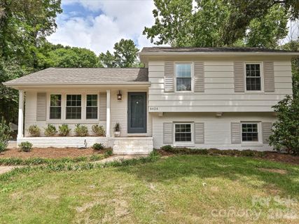 6654 Brookcrest Drive pending home in Starmount, Charlotte, NC