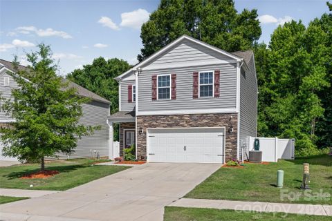 542 King Clover Lane active home in Boshamer Farms, Clover, SC