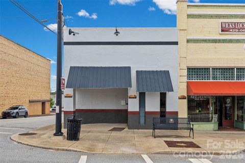 201 E Main Street
