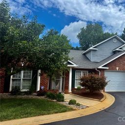 112 Mooreland Drive