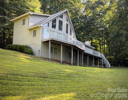101 Friar Tuck Lane active home in Sherwood Forest, Maggie Valley, NC