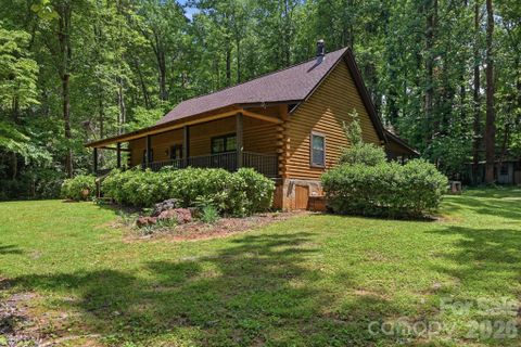 6808 Linda Lake Drive pending home in Grove Park, Charlotte, NC