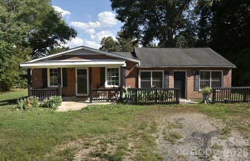 3560 Dogwood Court