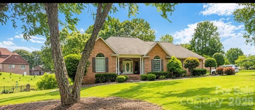 2041 Fairways Drive