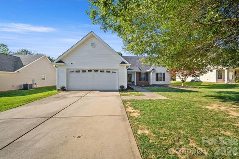 2613 Parkwest Drive