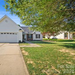 2613 Parkwest Drive