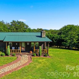8365 White Pine Circle