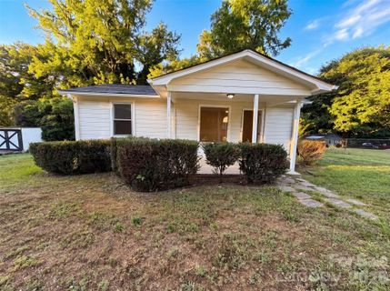 1413 Westside Drive