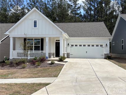 2028 Skyhawk Drive active home in Westport, York, SC