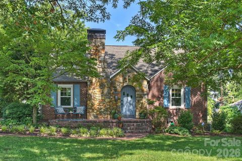 1633 Nassau Boulevard active home in Midwood, Charlotte, NC