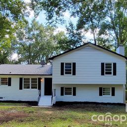 803 H C Baucom Road
