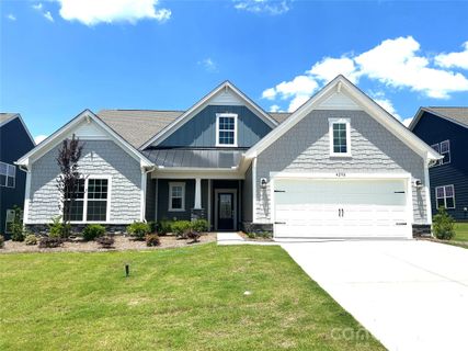 4298 Camden Glen Road active home in Roselyn, Lancaster, SC