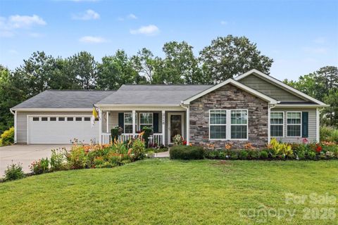 Homes in Green Acres, Lancaster