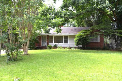 827 Mohigan Street pending home in Echo Hills, Charlotte, NC